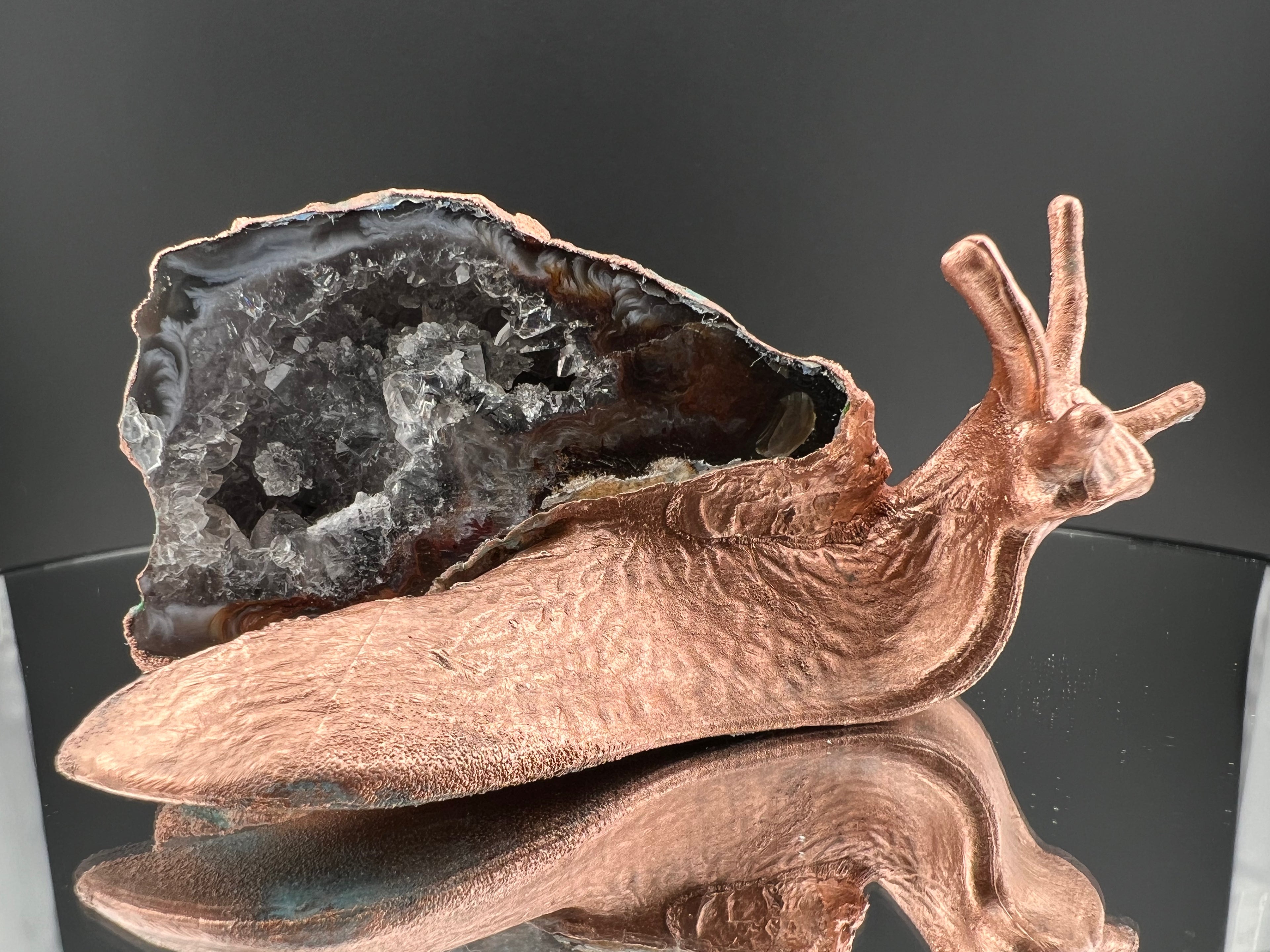 Snail XL With Cloud Oco Geode As Shell
