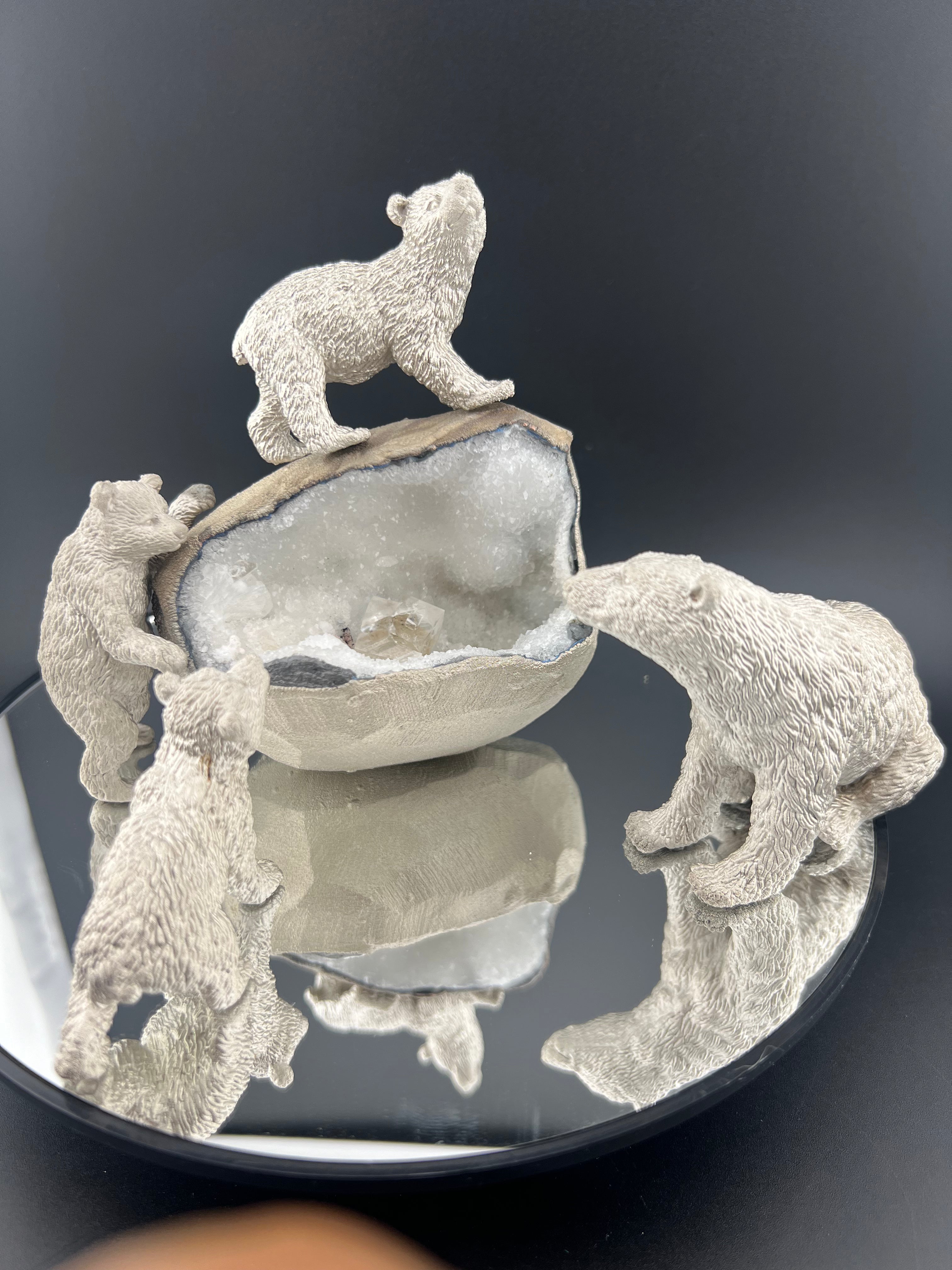 Zeolite White Nickel White Pollar Bear Family