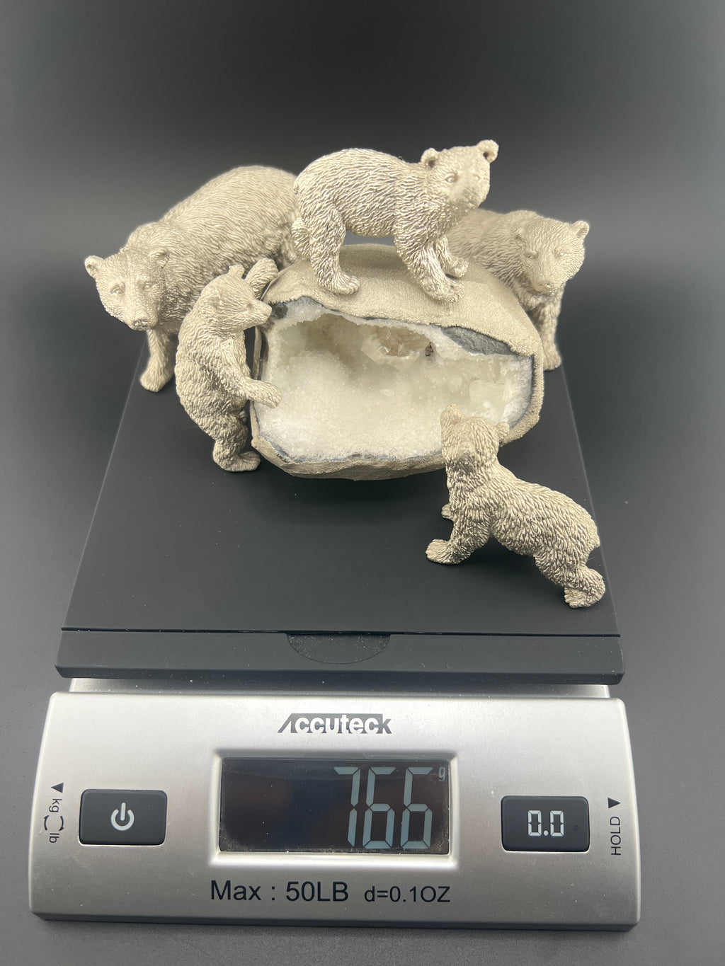 Zeolite White Nickel White Pollar Bear Family